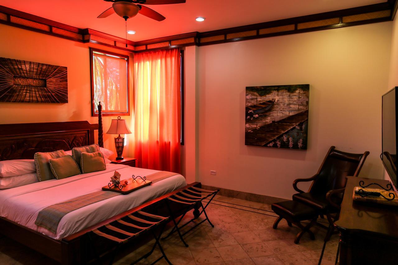 Villa Margarita At Jaguar Reef Хопкинс Екстериор снимка