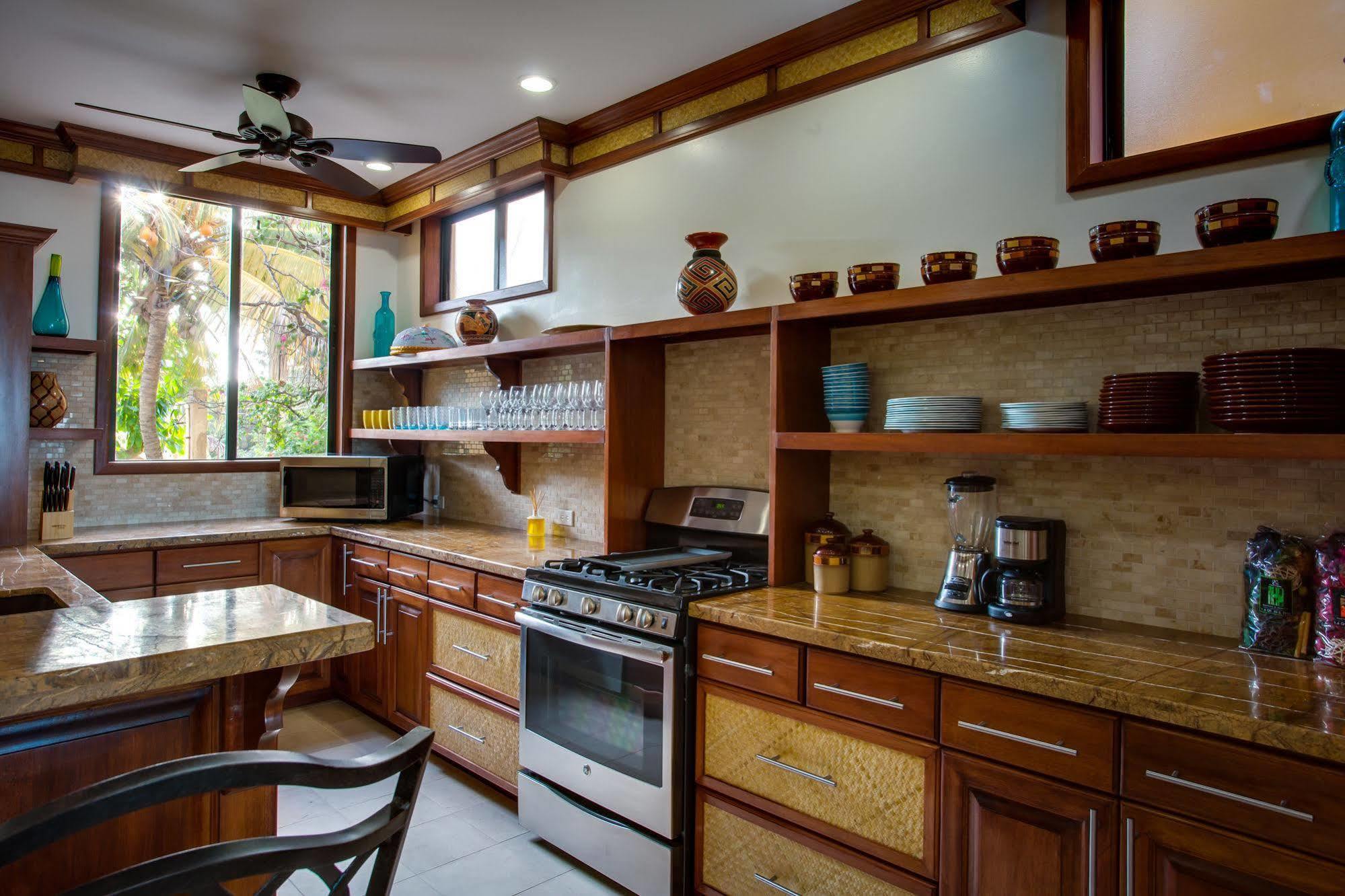Villa Margarita At Jaguar Reef Хопкинс Екстериор снимка