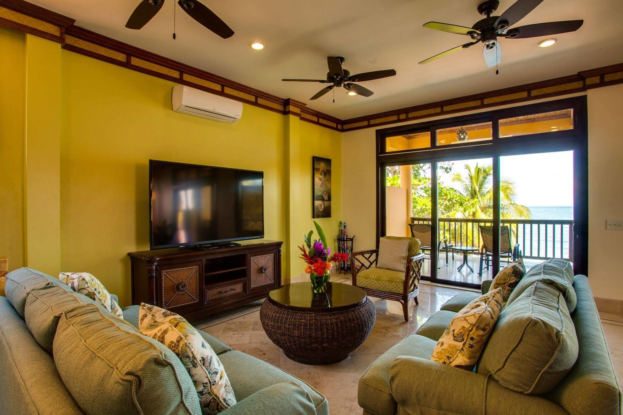 Villa Margarita At Jaguar Reef Хопкинс Екстериор снимка